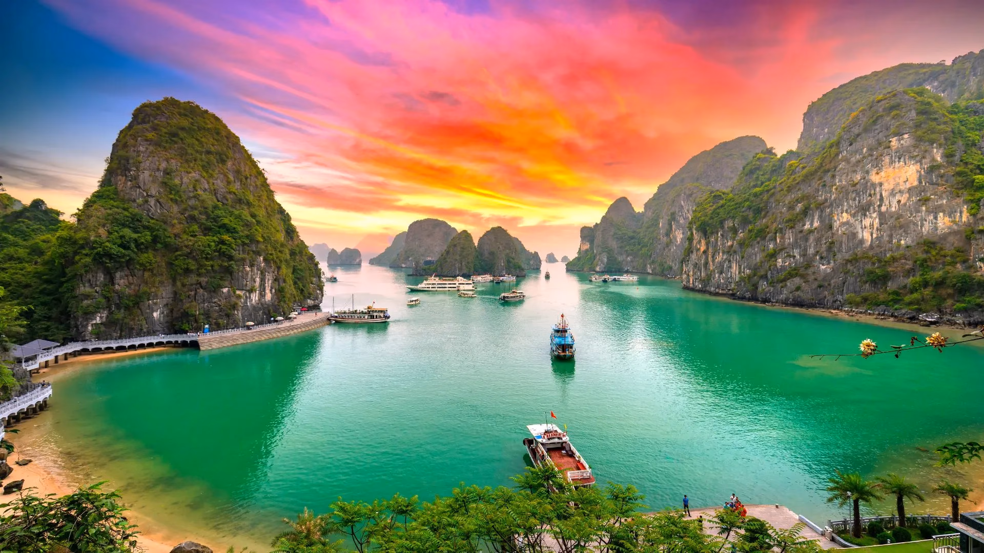 Book Hotels in Hanoi