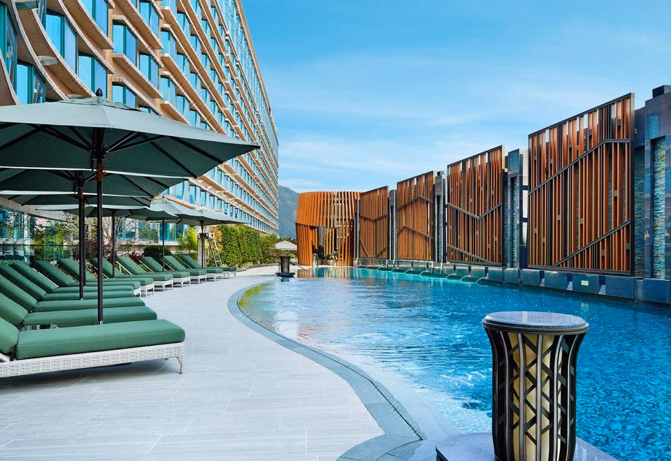 Royal Plaza Hotel